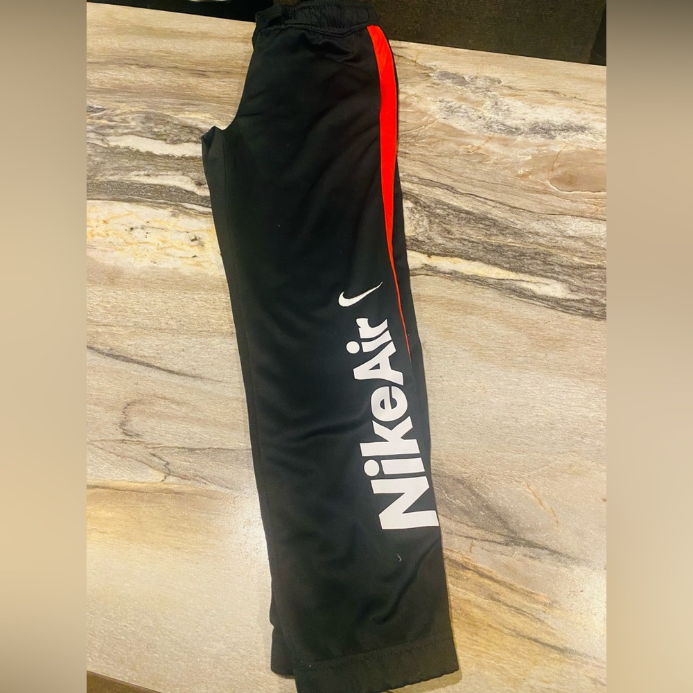 Nike Air boys size medium